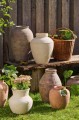 Wazon Hera Ib Laursen w kolorze jasnej terakoty z otworem Ø 27,2 cm – ręcznie toczony, skandynawski wazon ceramiczny | Ulica Ceramiczna&Home Design