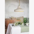 Kubek ceramiczny Madam Stoltz z biało-zieloną glazurą, ręcznie szkliwiony, 250 ml, bezpieczny do zmywarki i mikrofalówki. Minimalistyczny skandynawski styl. Dostępny w Ulica Ceramiczna &Home Design.
