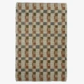 Ręcznie tkany dywan jutowy Madam Stoltz 120×180 cm z naturalnych materiałów. Skandynawski styl, rustykalna faktura i ponadczasowy design – Ulica Ceramiczna & Home Design.