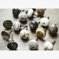 Czarna matowa gałka ceramiczna Madam Stoltz – skandynawski design | Ulica Ceramiczna &Home Design