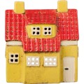 Domek ceramiczny na tealight My Home Town – żółty z lukarną. Ręcznie wykonana skandynawska dekoracja dostępna w Ulica Ceramiczna.