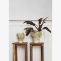 Ręcznie wykonany wazon ceramiczny Madam Stoltz z kamionki w kolorach beżu, zieleni i musztardy – unikalna dekoracja do wnętrz skandynawskich i boho | Ulica Ceramiczna