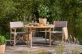 Okrągły stół bambusowy Ib Laursen w naturalnym stylu. Idealny do jadalni lub na zadaszony taras. Dostępny w Ulica Ceramiczna & Home Design.