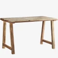Stół Madam Stoltz z drewna z recyklingu to unikatowy i naturalny mebel do jadalni, dostępny w Ulica Ceramiczna & Home Design.