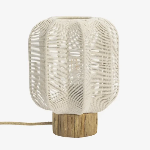Pleciona lampa stołowa Madam Stoltz 20 × 30 cm z bawełnianego sznurka i naturalnej trawy morskiej.