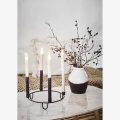 Bawełniana poszewka z frędzlami Madam Stoltz w naturalnym kolorze off white.