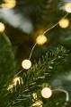 Drobne kulki o średnicy 1 cm przypominają małe śnieżki.